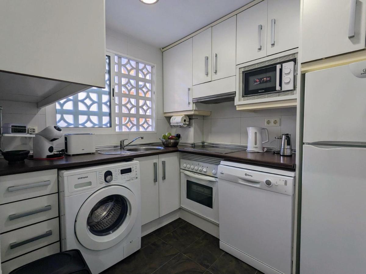 Garden Beach Apartment Torrevieja Exterior foto