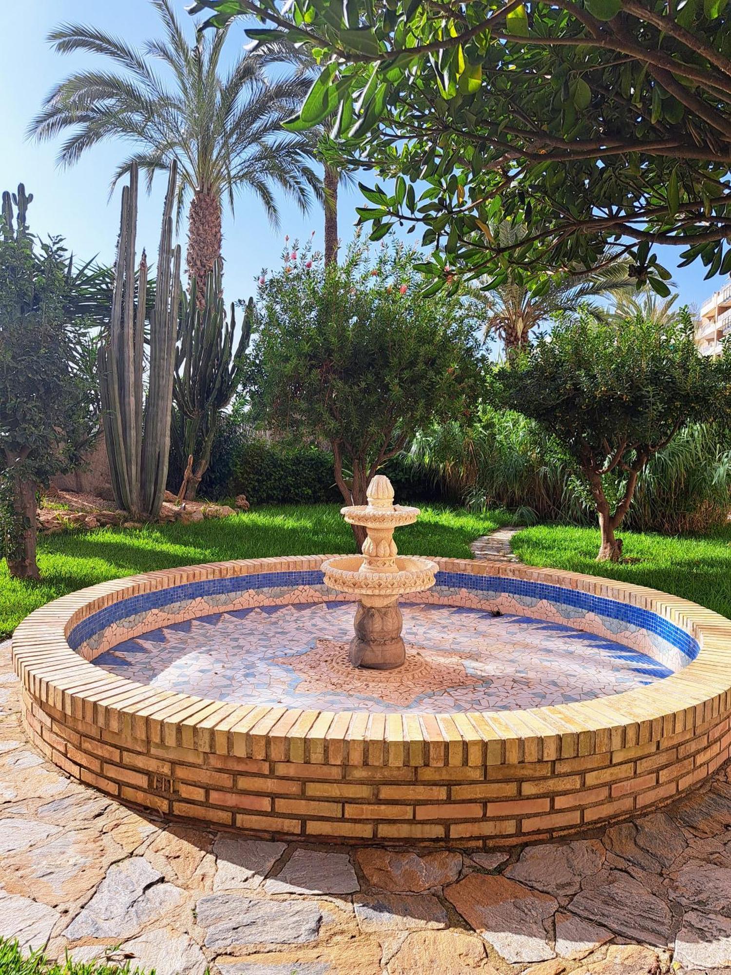 Garden Beach Apartment Torrevieja Exterior foto